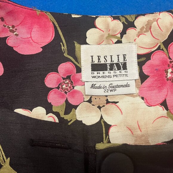 Evening or DayJacket, Elegant Floral with light shoulder pads, and Button Front - Picture 2 of 2